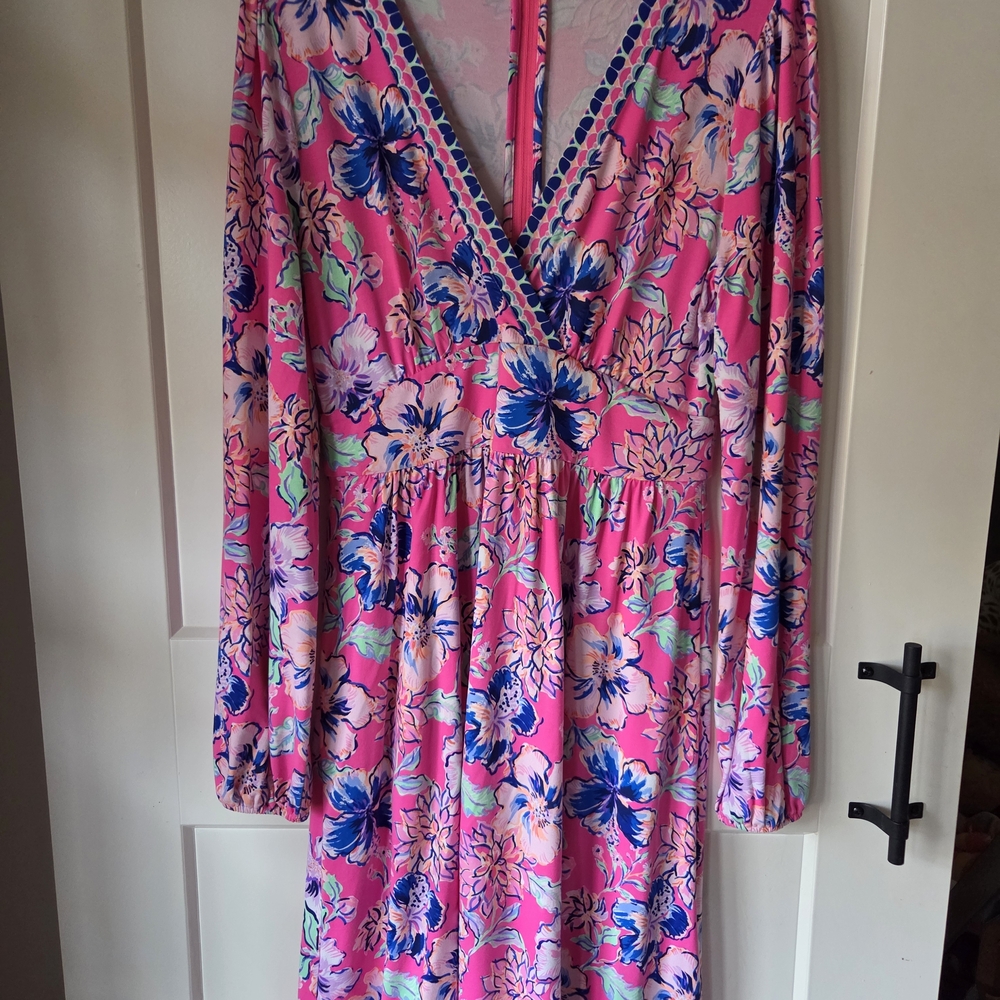 Lilly Pulitzer Floral V-Neck Long Sleeve Dress